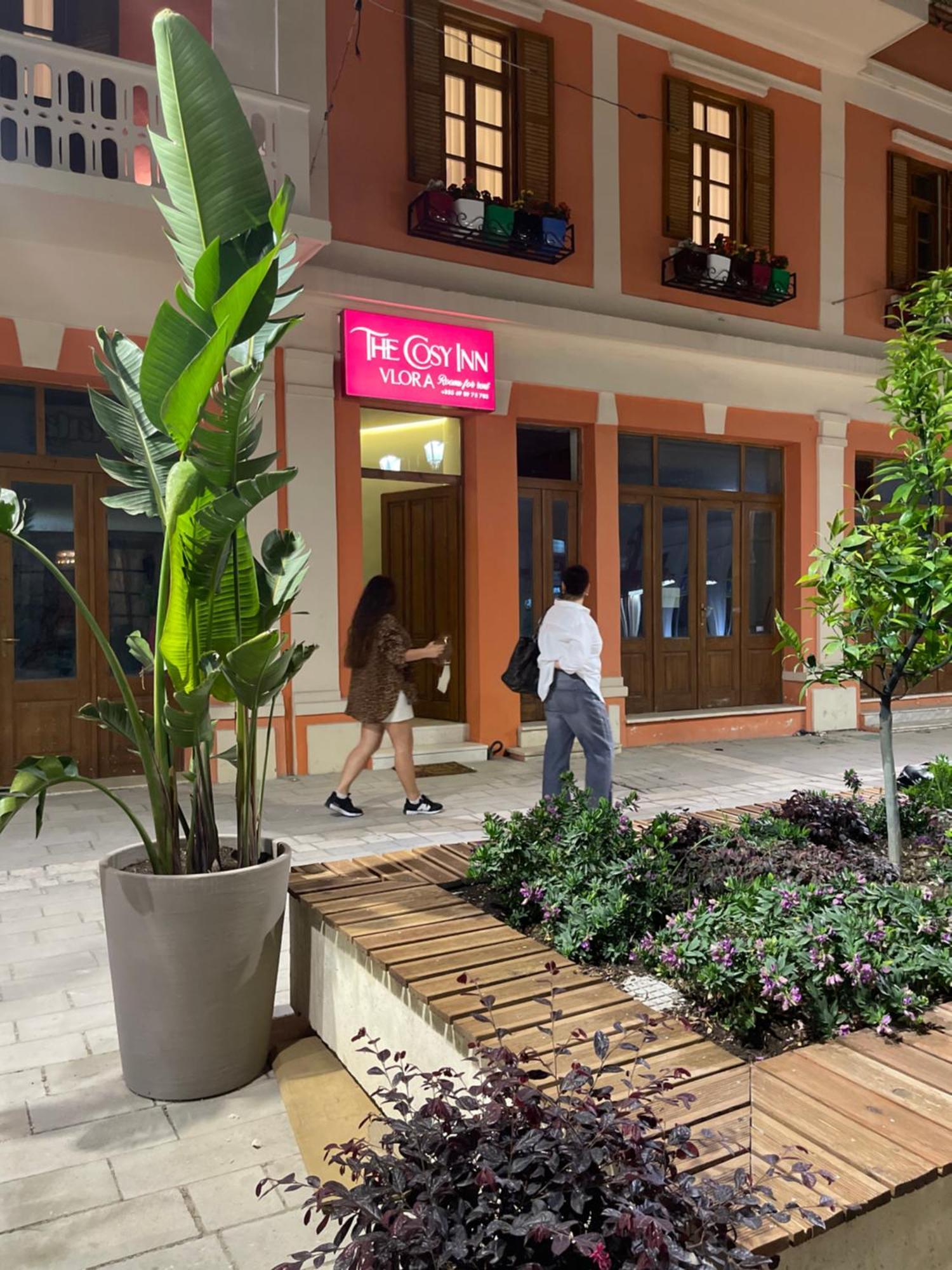 The Cosy Inn Vlora Exterior photo