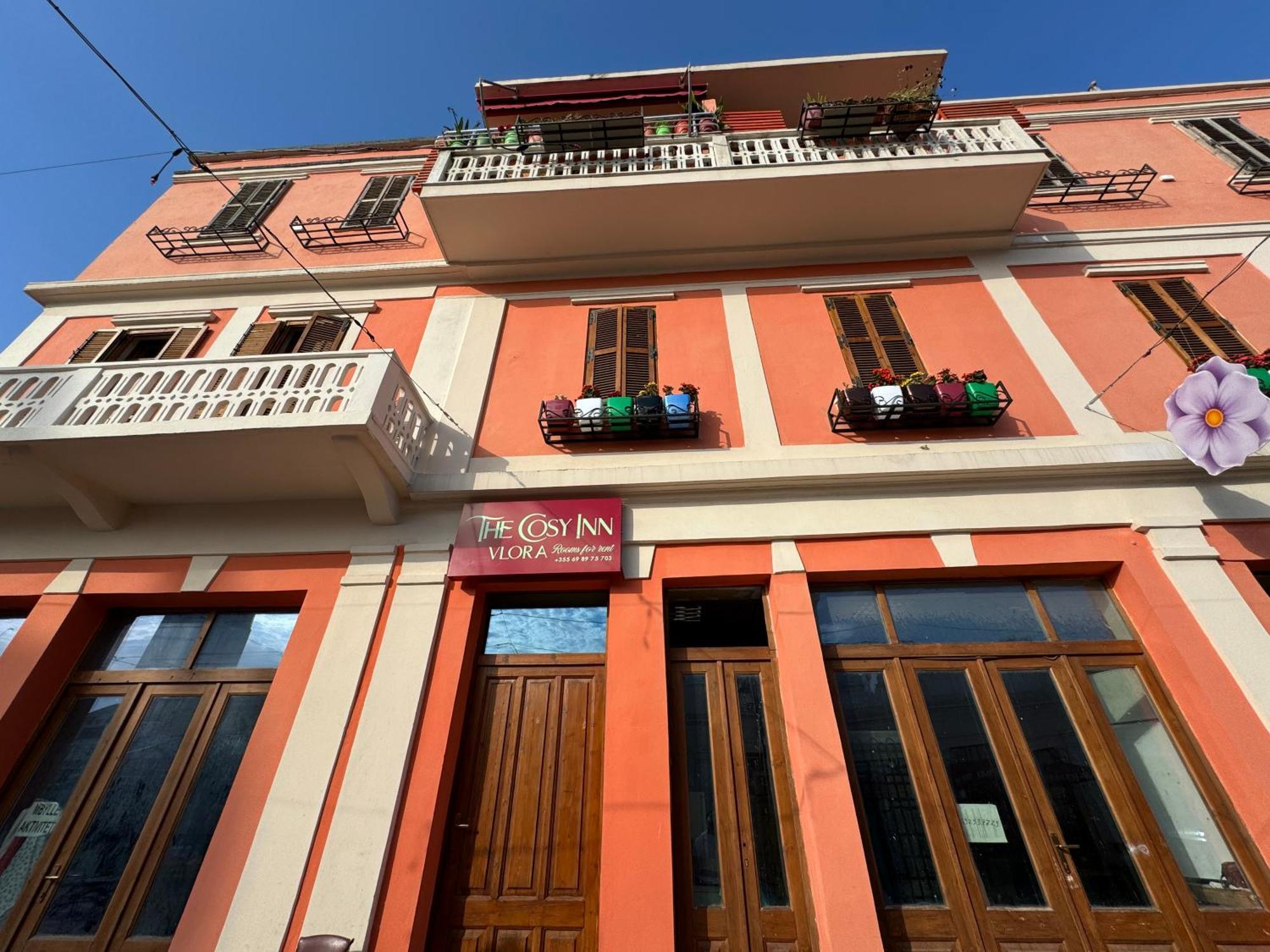 The Cosy Inn Vlora Exterior photo