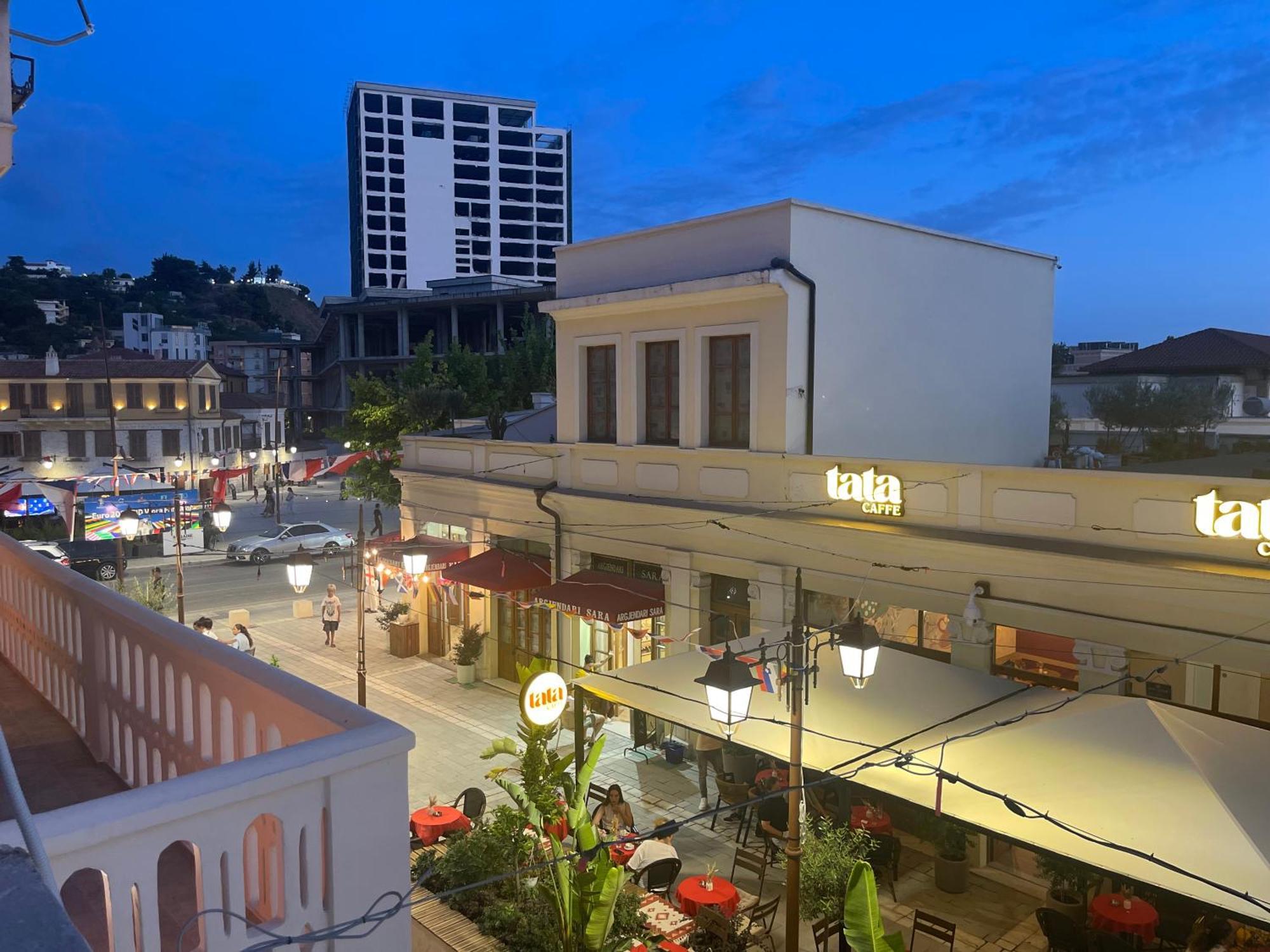 The Cosy Inn Vlora Exterior photo