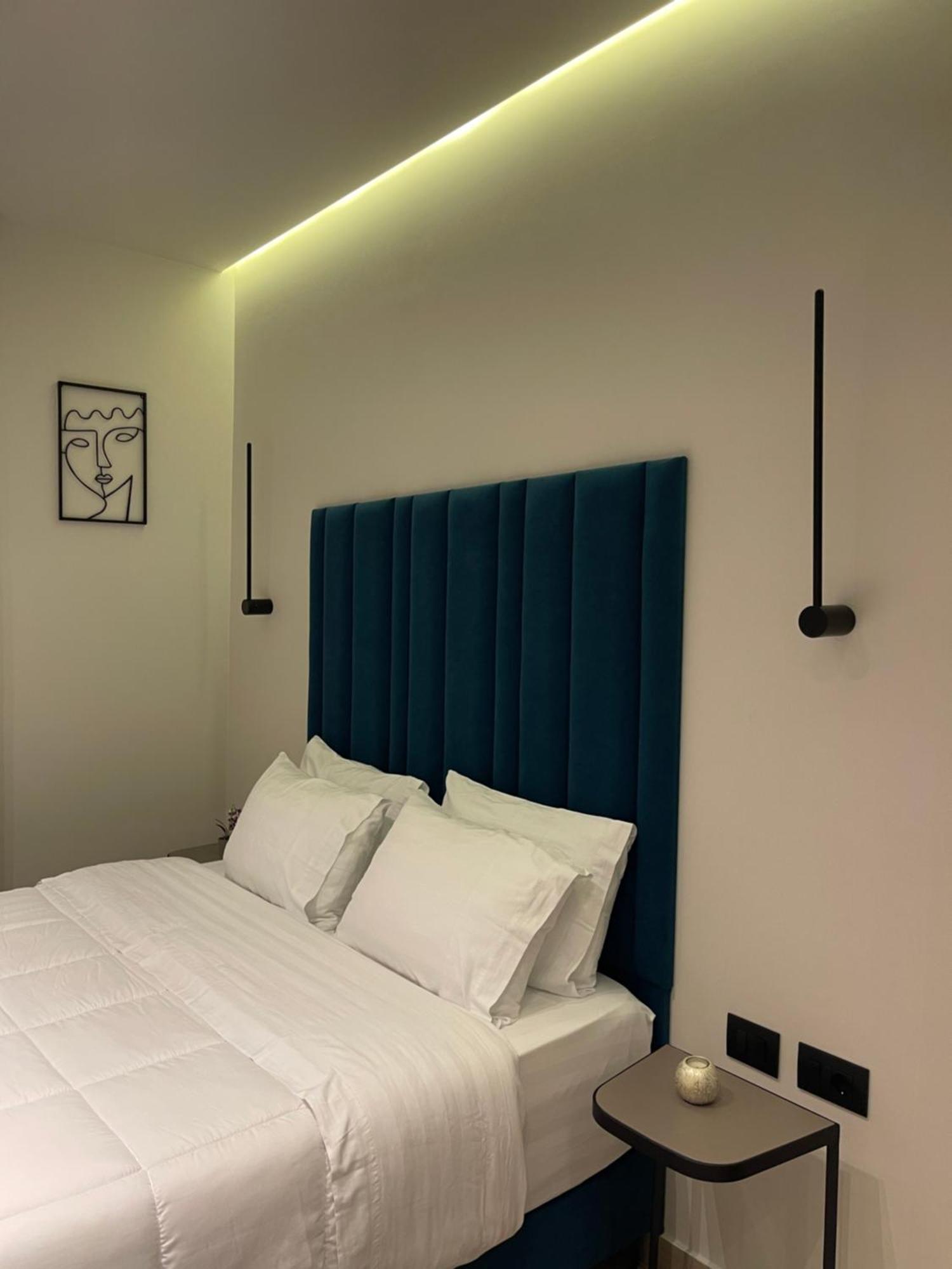 The Cosy Inn Vlora Exterior photo